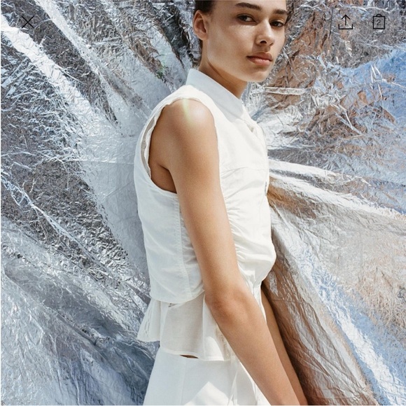 Zara Ruched Vest - Picture 9 of 9